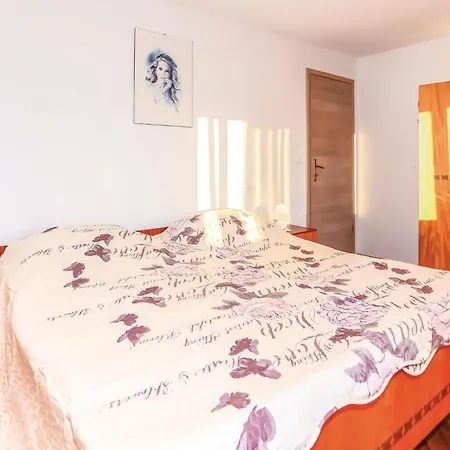Stunning In With Wifi Holiday home